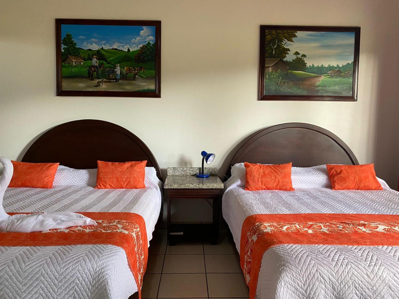 Hotel La Pradera Del Arenal ラ・フォルトゥナ エクステリア 写真