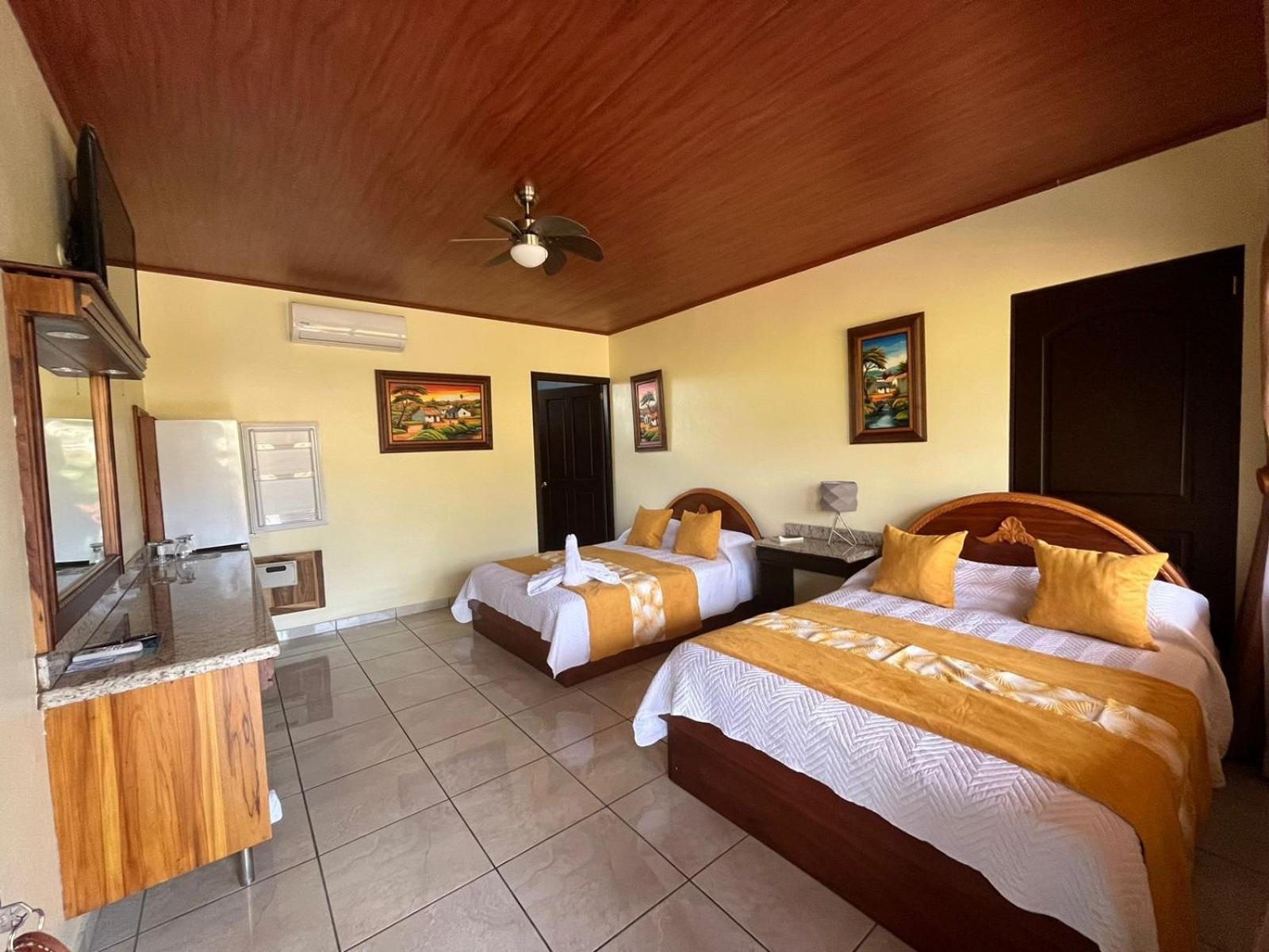Hotel La Pradera Del Arenal ラ・フォルトゥナ エクステリア 写真