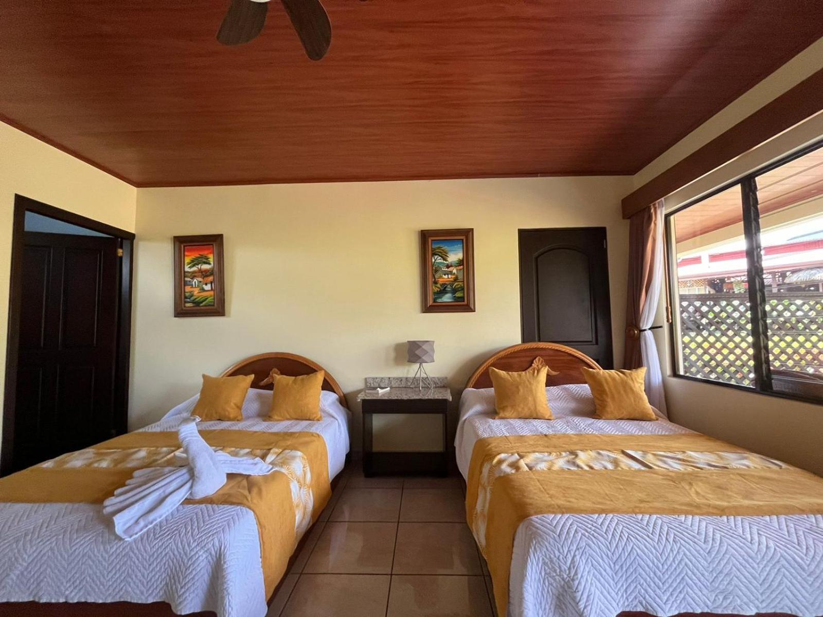 Hotel La Pradera Del Arenal ラ・フォルトゥナ エクステリア 写真