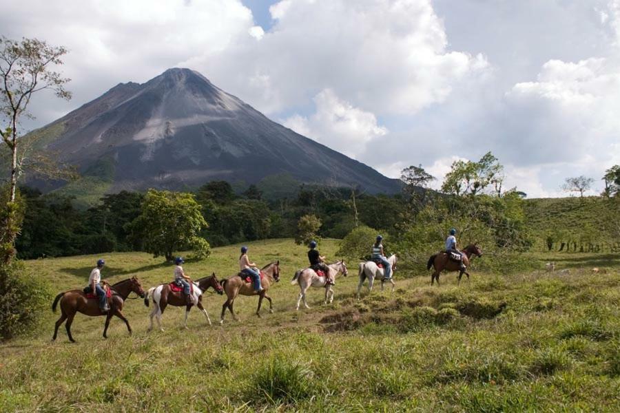 Hotel La Pradera Del Arenal ラ・フォルトゥナ エクステリア 写真